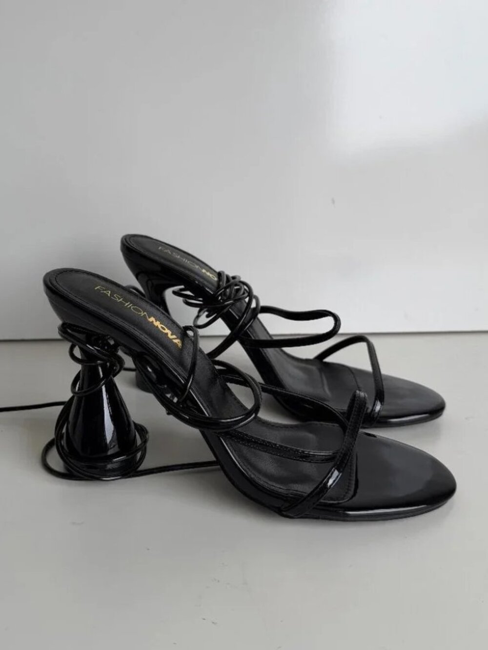 Fashion Nova Lace Up Heels Black Strappy Sandals Size 9 Unique Heel